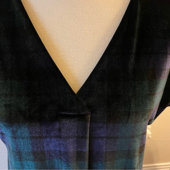 Vineyard Vines Tartan Plaid Velvet - Picture 6 of 6
